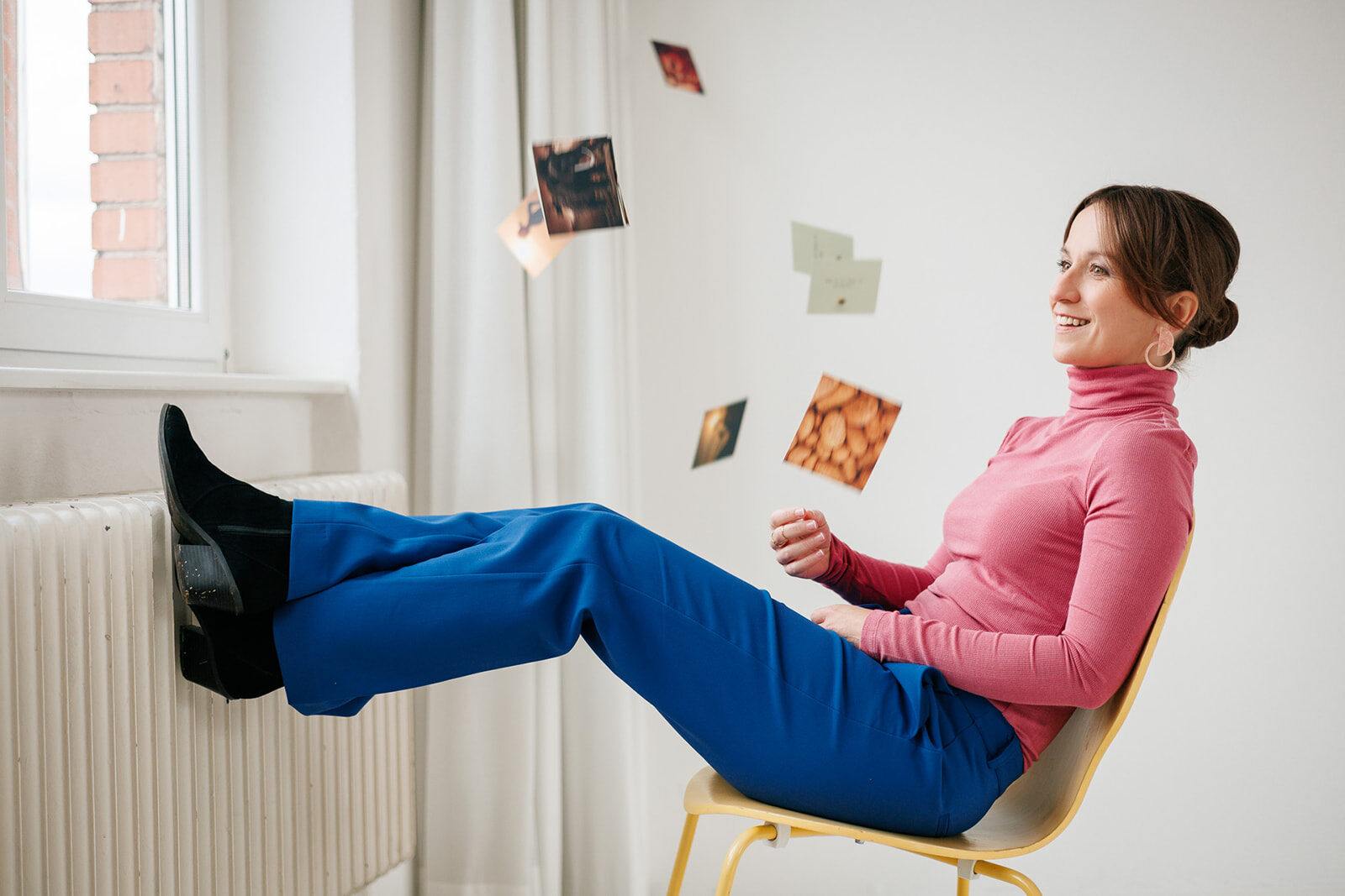 Nicole Forrai Business Coach mit Karten